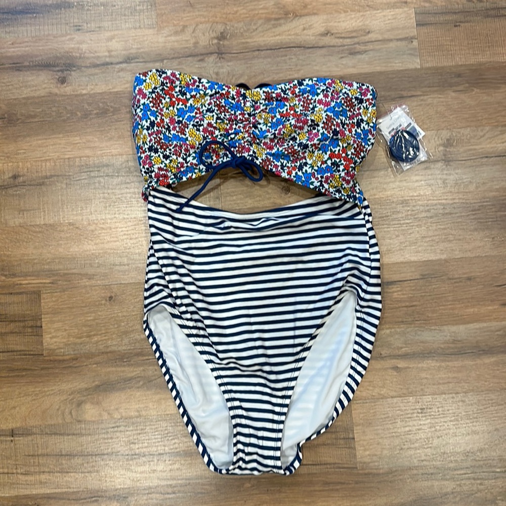 Beautiful full piece bathing suit, brand new